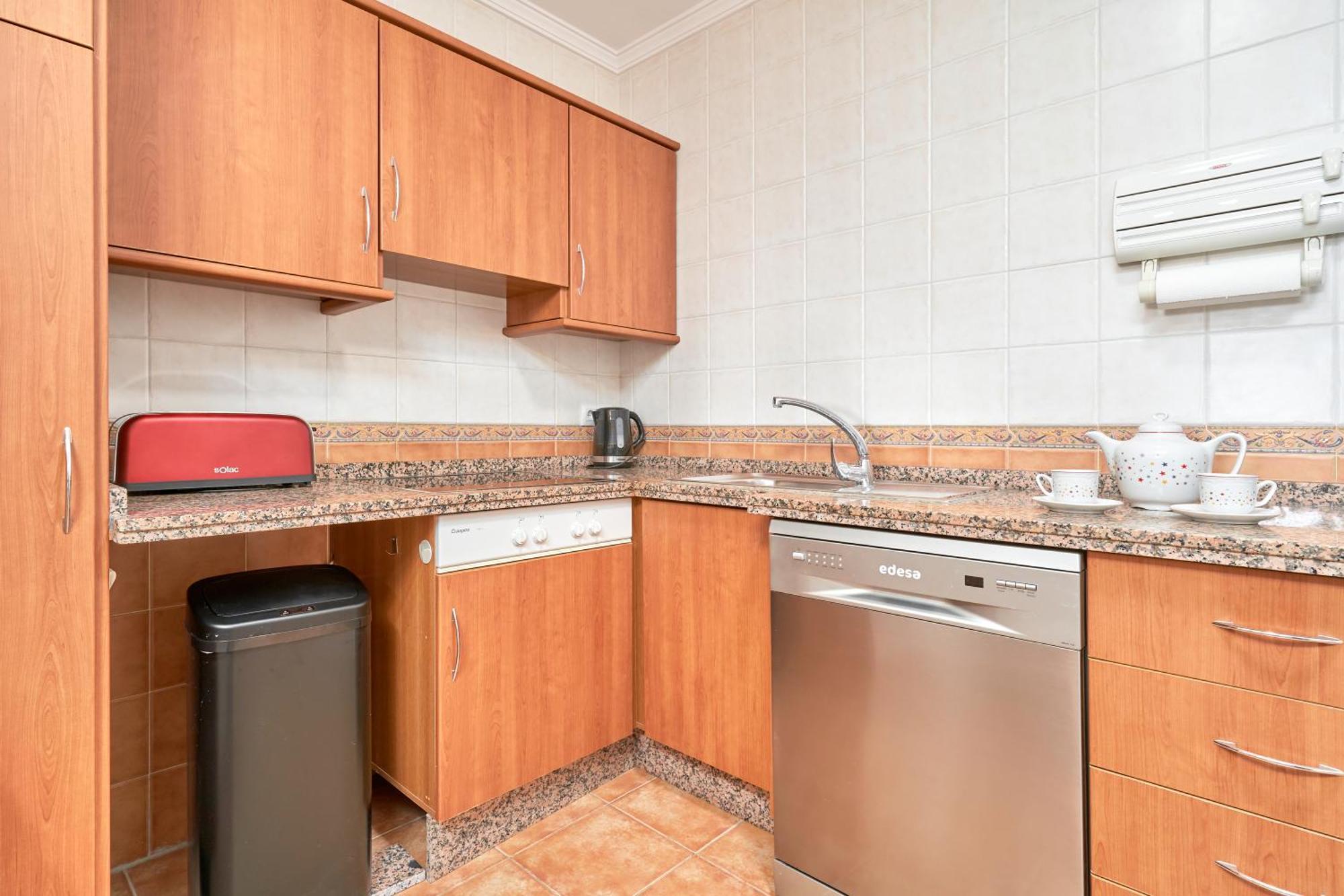 דירות פריחיליאנה Casa Ella מראה חיצוני תמונה