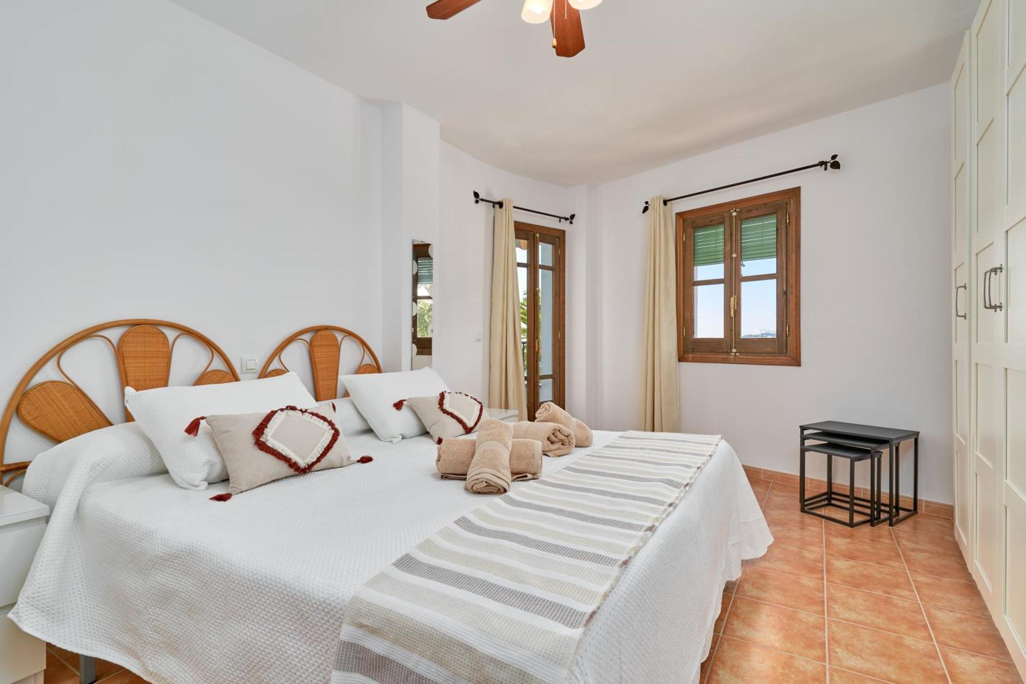 דירות פריחיליאנה Casa Ella מראה חיצוני תמונה